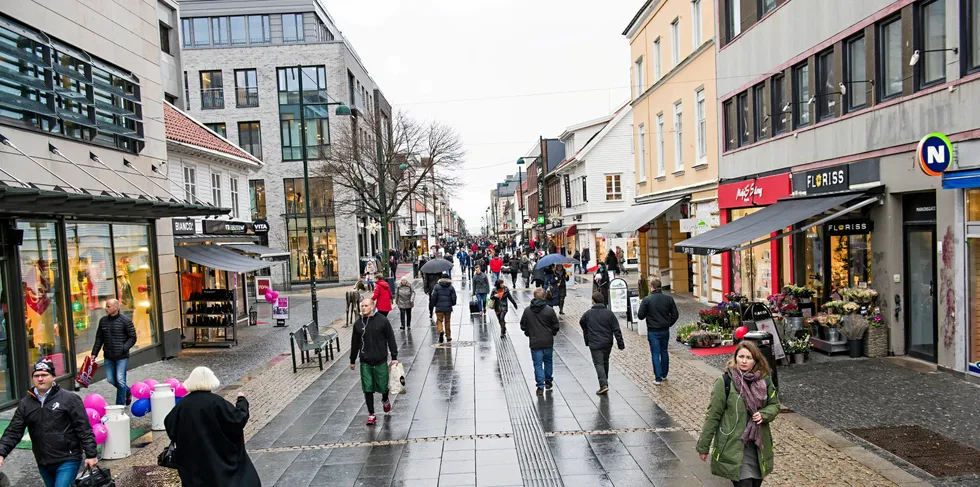 I morgen faller prisen sørlendingene må betale for strømmen.