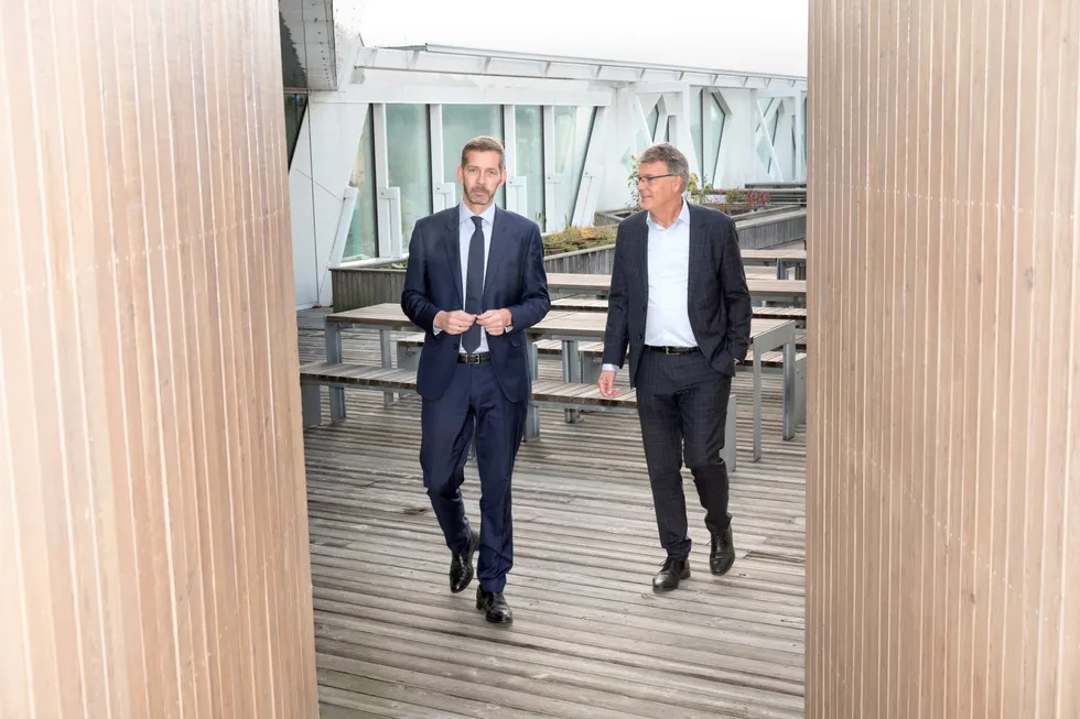 Kredittanalysesjef Thomas Eitzen i SEB og Deloitte-sjef Sjur Gaaseide.