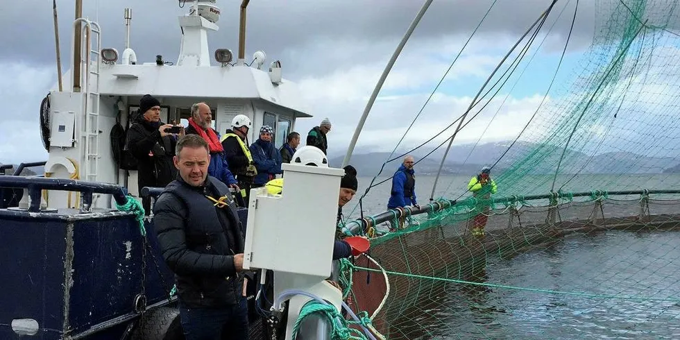 Ansatte i bedrifter som leverer til olje- og gassnæringen ved merdkanten.Foto: GCE Subsea