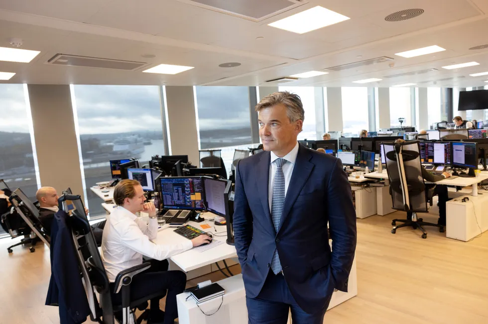 Peter Straume har både studert og jobbet i Sveits tidligere.