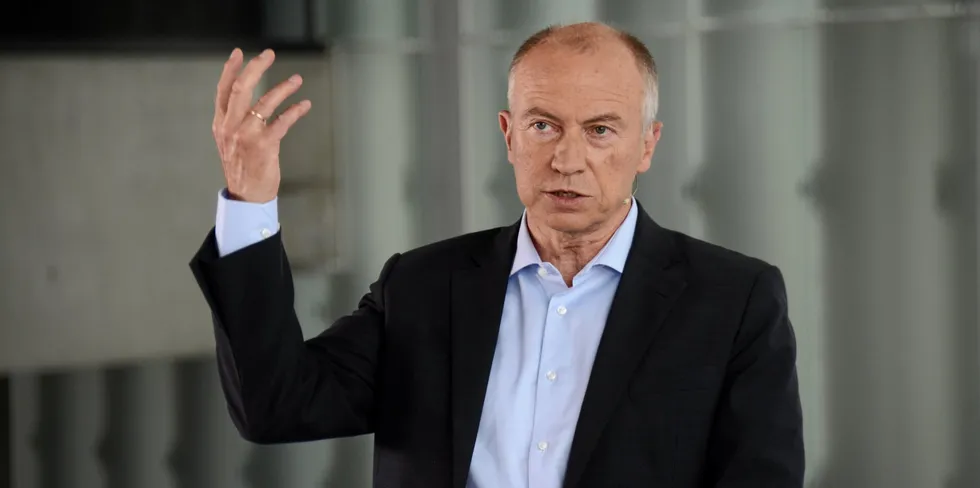 Statkraft har i dag et samarbeid med Fjordkraft om videresalg av fastpriskontrakter. kraftprodusenten åpner for samarbeid med andre strømleverandører. Statkraft-sjef, Christian Rynning-Tønnessen.