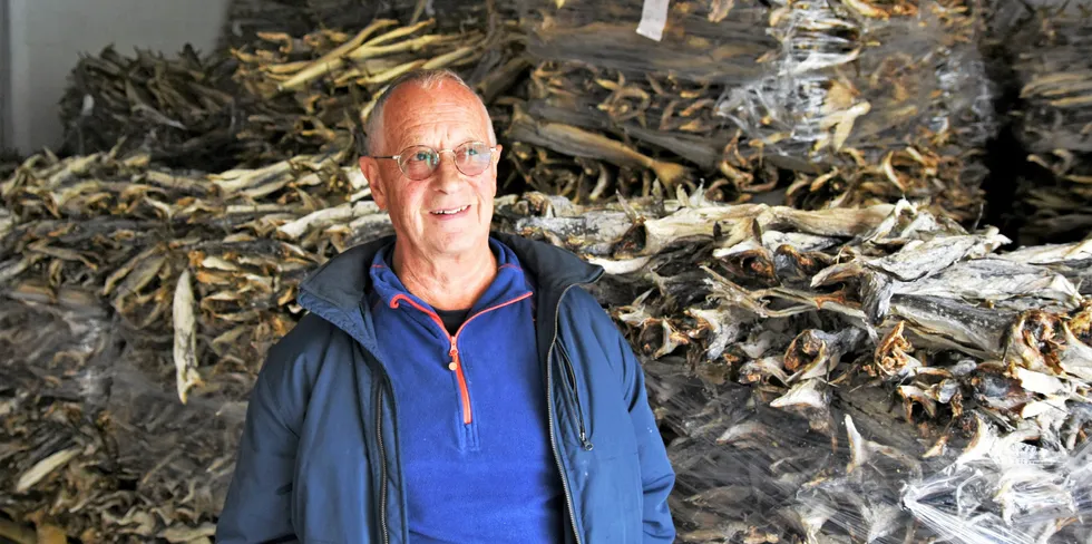 Fiskekjøper John Berg er femte generasjon i L. Bergs Sønner, som ble etablert i 1828. Tørrfisklageret på bildet har vært i bruk i hundre år.