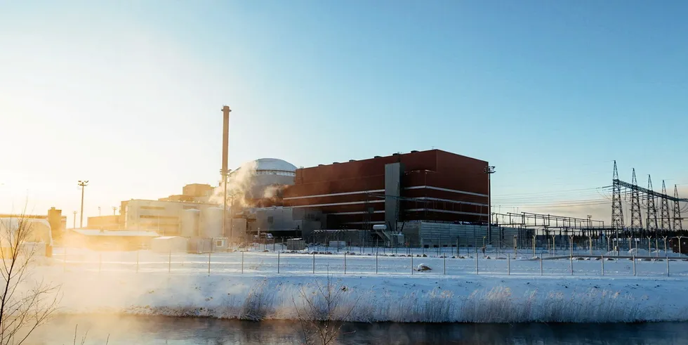 Det nye kjernekraftverket vil med full drift øke den nasjonale strømproduksjonen med rundt 20 prosent. Da vil også om lag halvparten av landets strømproduksjon komme fra kjernekraft.