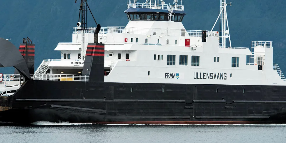 Elektrifisering: Det er flere steder i landet besluttet at all fergetransport skal elektrifiseres. Det krever imidlertid en oppdatering av reguleringer, mener artikkelforfatteren.