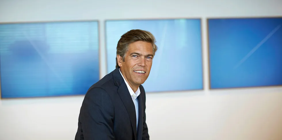 Cloudberry-sjef Anders Lenborg fortsetter oppkjøpsraiet. Nå er han i samtaler om et større oppkjøp som gjør at selskapet trenger mer kapital.