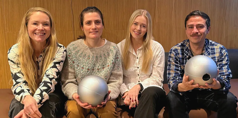 Dette er de fire nyansatte i Heimdall Power. Fra venstre: Ann-Kristin Takle, Mara Abaja, Nadia Olsen Skorta og Warren Grange.