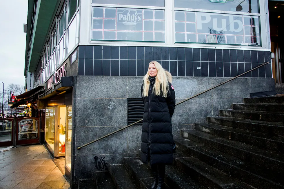 Kari Due-Andresen er sjeføkonom i Handelsbanken Capital Markets, og hun ser to hovedårsaker til at renten ikke skal opp mer enn to ganger.
