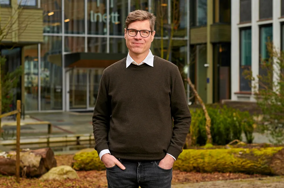 Sigve Hamran, leder for IT- og informasjonsstyring i Lnett, ønsker seg flere eksterne leverandører med smarte løsninger. – Nå kan et lite nystartet SaaS-firma få tilgang til dataene og lage smarte ting uten store barrierer eller høye oppstartskostnader, sier han.