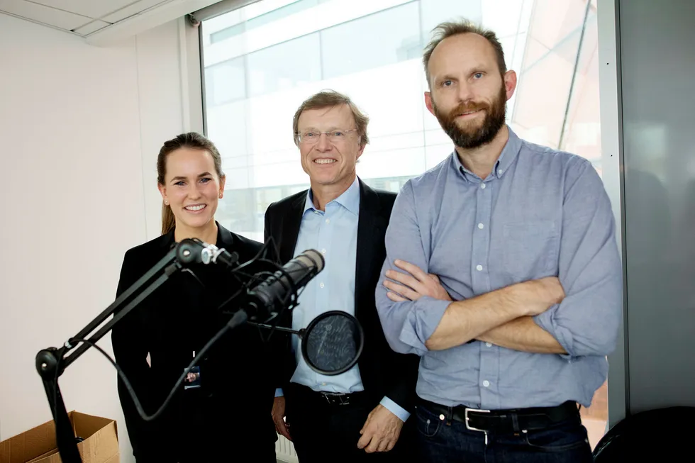 Ingvild Borgen Gjerde i Nordea Asset Management, Peter Hermanrud i Sparebank 1 Markets og Bård Bjerkholt i Dagens Næringsliv snakker om børskrakket i 1987 og utsiktene for en ny nedtur på børsene. Foto: Øyvind Elvsborg