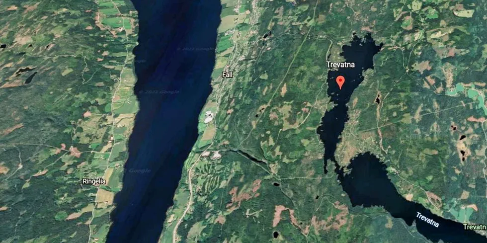 Trevatna vannmagasin ligger øst for Randsfjorden.