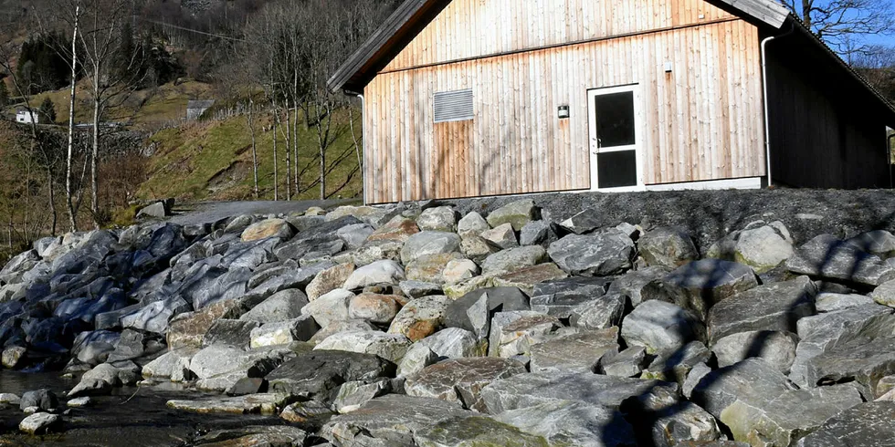 SMÅKRAFT: Småkraft-utbyggere mener at Sanderud-utvalgets forslag vil gi et ras av konkurser og null mer utbygging.