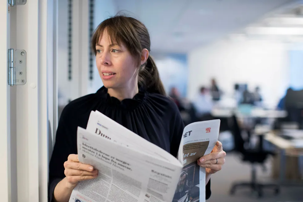 Det var Morgenbladet som tok prosjektet «Hele Norge snakker» fra Tyskland til Norge. Her er ansvarlig redaktør i avisen, Anna B. Jenssen