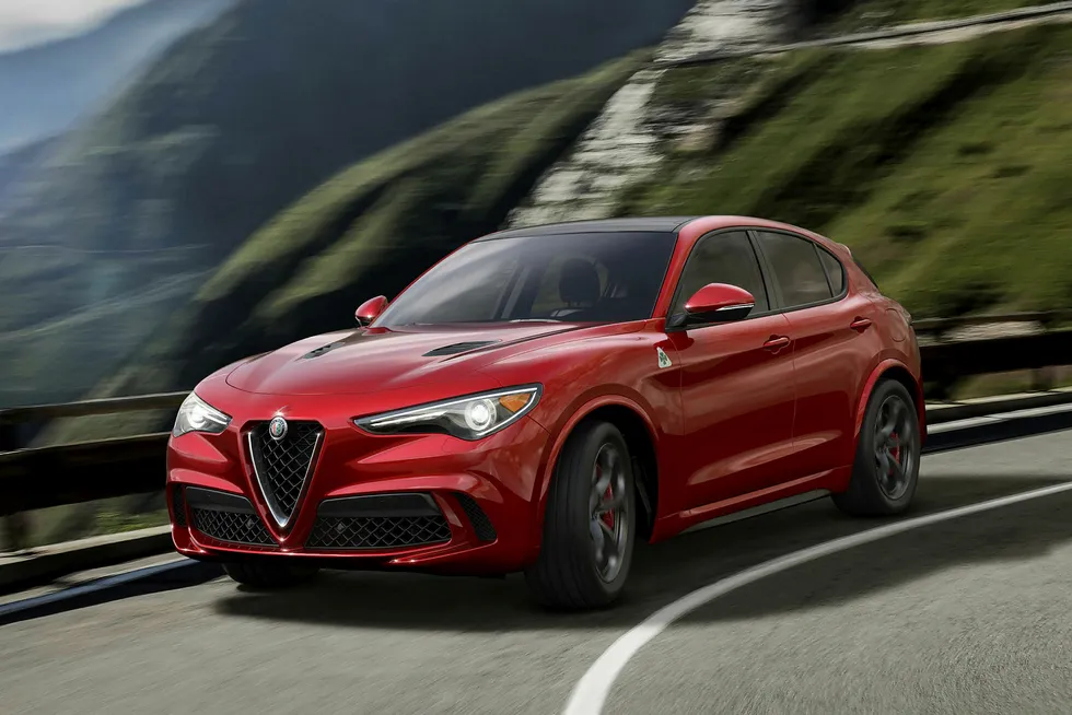 Stelvio er den første suven fra Alfa Romeo. Foto: Alfa Romeo