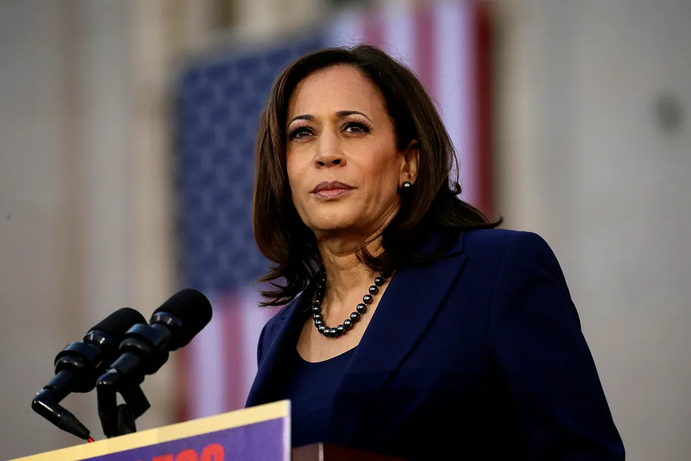 Det er stort sett den fargede befolkningen selv som får føle kriminalitet på kroppen, og derfor har jeg brukt yrkeskarrieren til å bekjempe kriminalitet, har Kamala Harris uttalt.