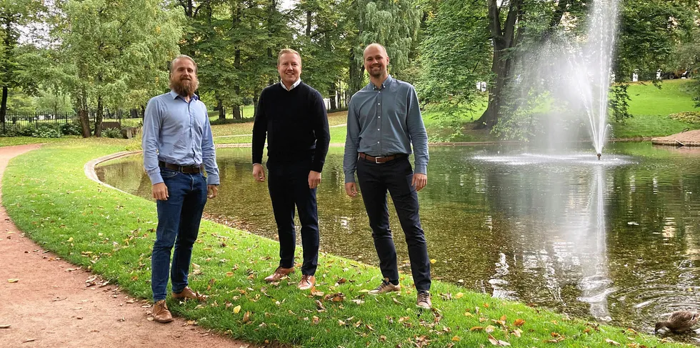 Tre av de fem partnerne i IT-selskapet Altere som nå tar opp kampen med de store systemleverandørene. (fv) Håvard Heggen, Erik Wangen og daglig leder Torbjørn Hompland.