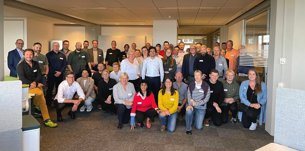 En rekke nettselskaper, leverandører, partnere og konsulentselskaper befant seg i Rotterdam tidligere denne uken i forbindelse med en workshop. På denne workshopen bla blant annet det nye "kraftalfabetet" presentert.