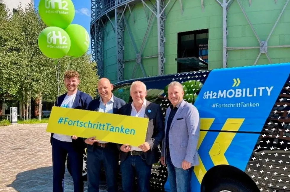 (l-r): Eike Diercks, H2 sourcing manager, H2 Mobility Deutschland, Frank Fronzke, managing director, H2 Mobility Deutschland, Luc Graré, head of eastern and central Europe, Lhyfe, and Marc Liegl, business development manager, Lhyfe