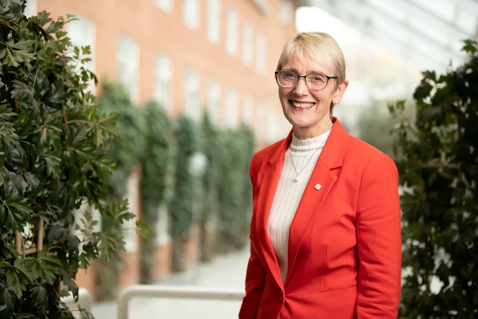 Rektor ved NTNU Anne Borg. Kostnadene knyttet til samlokaliseringsprosjektet ved NTNU er halvert, fra 12 til seks milliarder kroner.