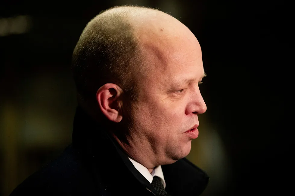 Flere rike nordmenn har flyttet til Sveits for å unngå norsk skatt. Finansminister Trygve Slagsvold Vedum la onsdag frem et forslag som gjør at skatteregningen til Norge må betales innen 12 år etter utflytting. Her fra Sentralbanksjefens årstale i Norges Bank.