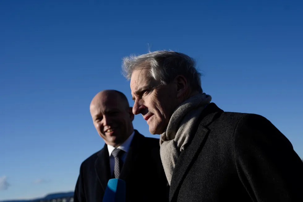 Hvis Oljefondet varig reduseres med 20 prosent, krever det innstramning i statsbudsjettet på 75 milliarder kroner bare for å komme à jour med handlingsregelen, skriver Jon Nicolaisen.