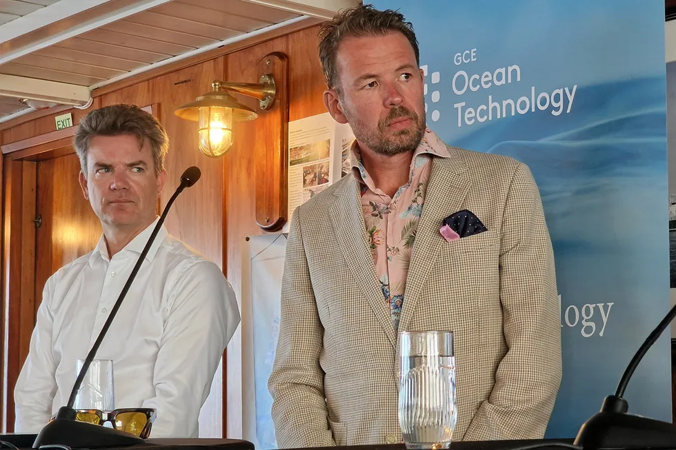 Knut Vassbotn (til høyre) i Deep Wind Offshore og Per Lund i Odfjell Ocean Wind var blant deltakerne på en av flere havvinddebatter på Arendalsuka mandag.