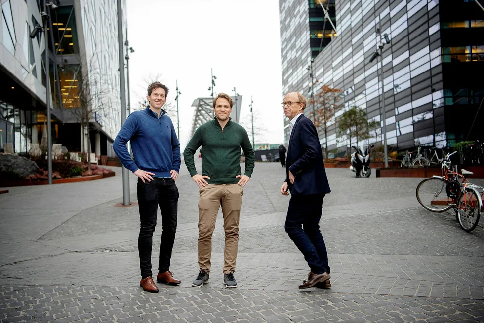 Gründere i låneselskapet Kredd tror nytt gjeldsregister vil bremse forbrukslånsveksten. Fra venstre: daglig leder Knut Magnus U. Jacobsen og kommersiell direktør Andreas M. Talseth i Kredd. De har fått med Knut N. Kjær som én av eierne i selskapet.