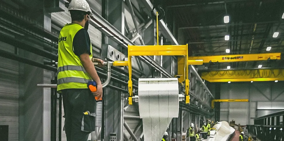 De fleste fabrikker i Europa som produserer vindmøllekomponenter er fortsatt i drift, ifølge Wind Europe.