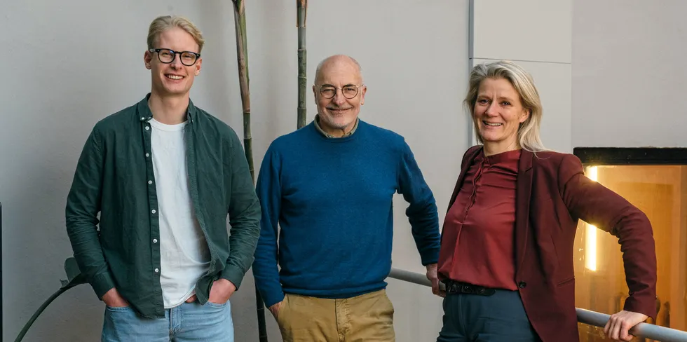Ved utgangen av februar har Motkraft hentet inn 14,6 millioner kroner i en emisjon. Fra venstre: gründer Bjørn Spieler, daglig leder Henrik Schultz og styreleder Adele Os.