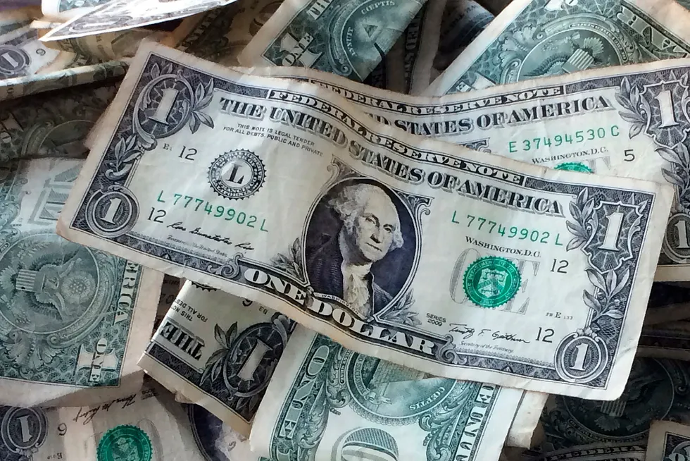 Amerikanske dollar styrker seg etter de høye inflasjonstallene.