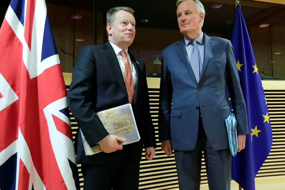 Brexit-forhandlingene mellom Storbritannias David Frost (til venstre) og EUs Michel Barnier har brutt sammen. Få tolker krisen som annet enn skuespill.