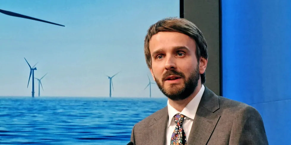 2,8 milliarder støttekroner vil bli utbetalt til bedrifter som har søkt om energitilskudd.