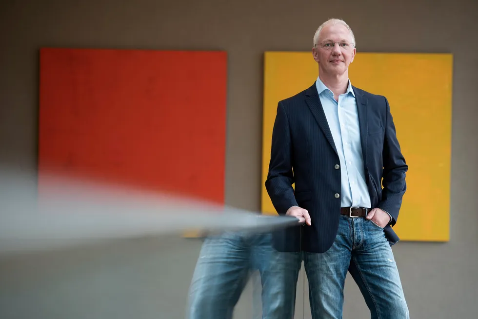 Storebrand-forvalter Alf Inge Gjerde står i en spagat mellom vekst og verdi.