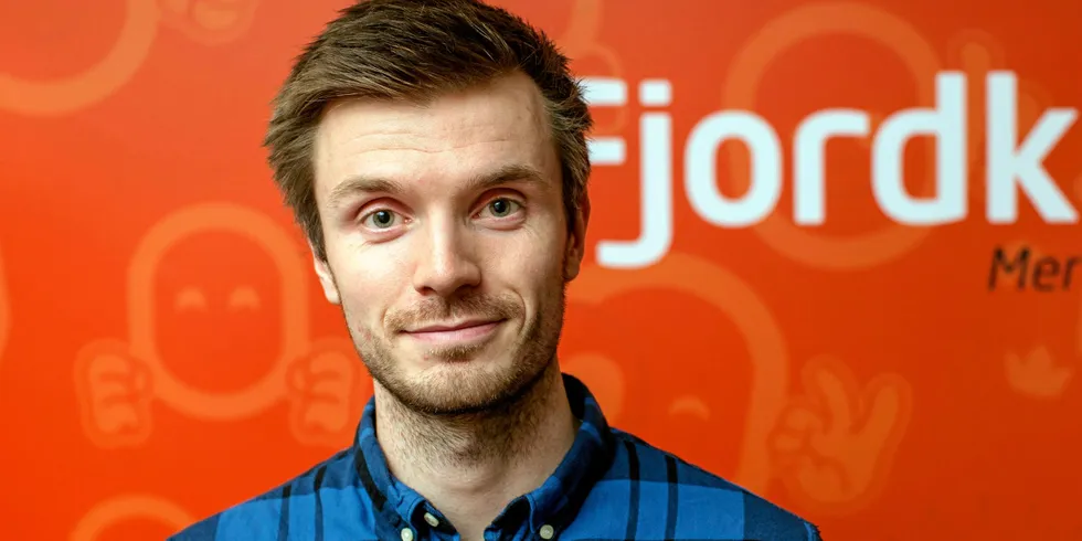 Fredag 6. januar skriver kommunikasjonsrådgiver i Fjordkraft Jon Vaag Eikeland til Europower at Fjordkraft skal tilbakebetale de kundene som har brukt angreretten sin etter at de sendte ut ny angrefrist til en rekke kunder.