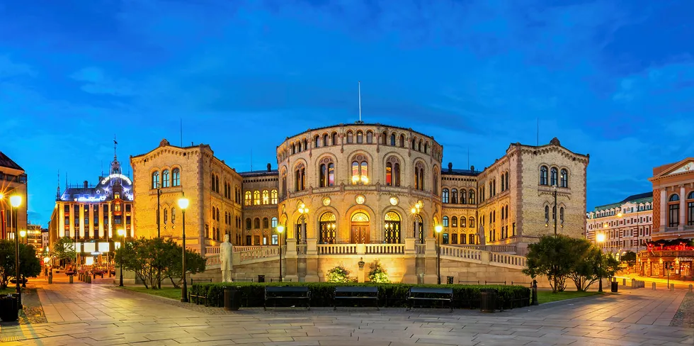 Skatt på vannkraft, vindkraft på land og vernede vassdrag er de viktigste sakene Stortinget skal behandle i løpet av høsten.