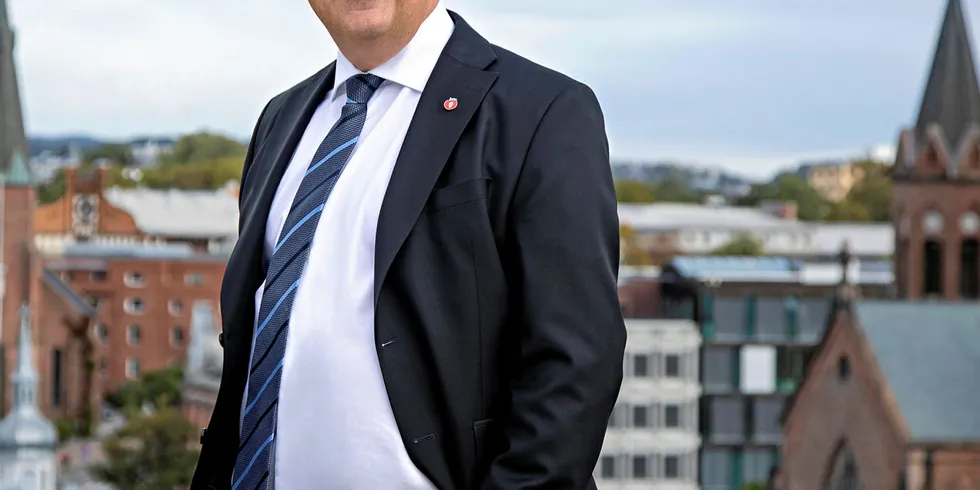 FISKERI FØRST: Tidligere olje- og energiminister Kjell-Børge Freiberg (Frp), sier at valget er enkelt hvis havvindprosjekter går på bekostning av fiskeriinteressene. Da må fiskeri prioriteres, mener han.