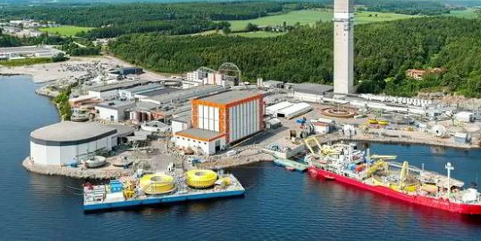 Ved Nexans fabrikk i Halden er det innført sone-inndeling. Produksjonen går imidlertid fortsatt som normalt og er lite påvirket av korona-pandemien.