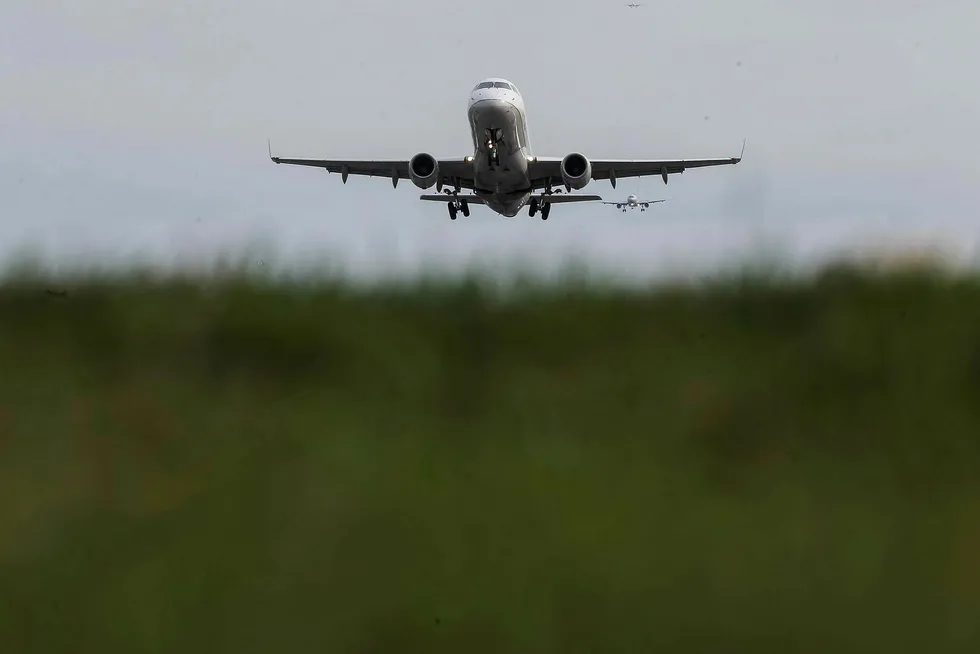 United Airlines har fått så tøff konkurranse fra Oslo at de nå dropper ruten fra 2017. Foto: ZACH GIBSON