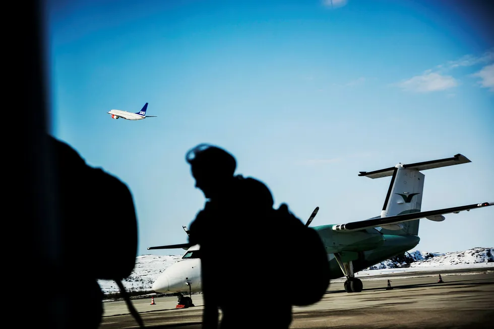 Verdens flyselskaper har firedoblet sine avgifter siden 2010. Nå prøver Norwegian ut et ekstragebyr på 50 kroner for såkalt priority boarding. Foto: Per Thrana
