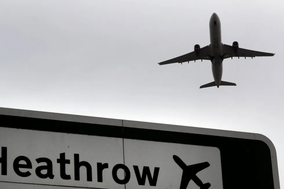 Heathrow holdes stengt hele dagen fredag
