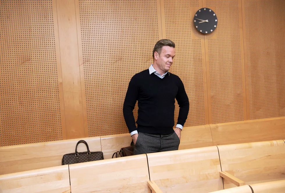 Tidligere eier av «golden oldies»-selskapet Omicron, Bernt D. Ellingsen, møtte denne uken til muntlige forhandlinger i Oslo tingrett.