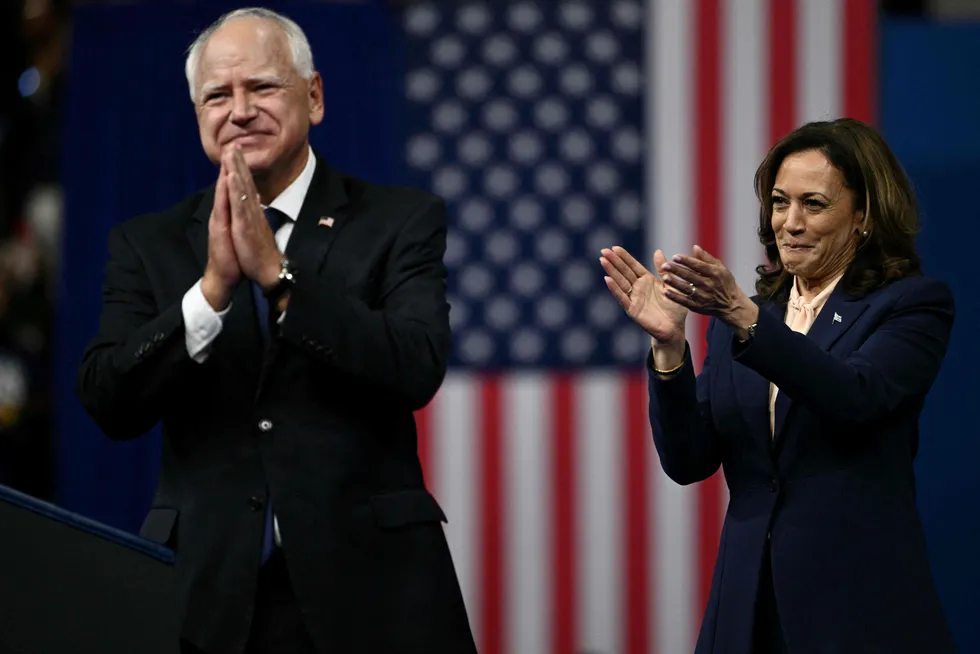 Kamala Harris valgte Minnesota-guvernør Tim Walz som visepresidentkandidat til valget som går av stabelen i november. Etter det har hun hoppet ytterligere hos bookmakerne.