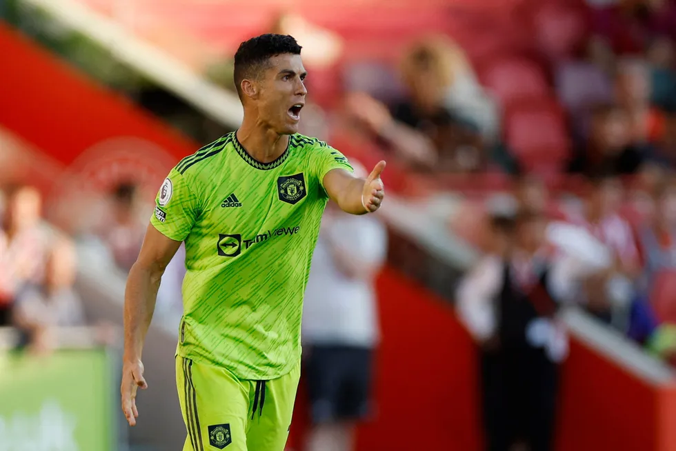 En oppgitt Cristiano Ronaldo i Manchester Uniteds ydmykende tap 0-4 mot Brentford 13. august.