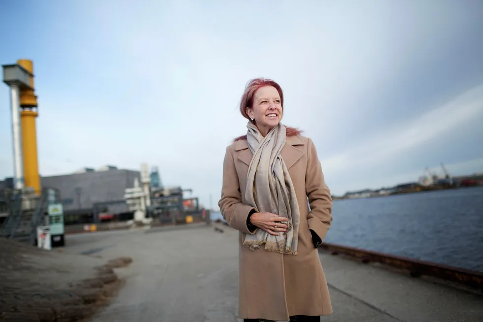Global energianalytiker i konsulentbyrået KPMG, Regina Mayor, på Stavanger-besøk. Hun er normalt basert i Houston, men rådgir kunder verden over. Foto: Tomas Larsen