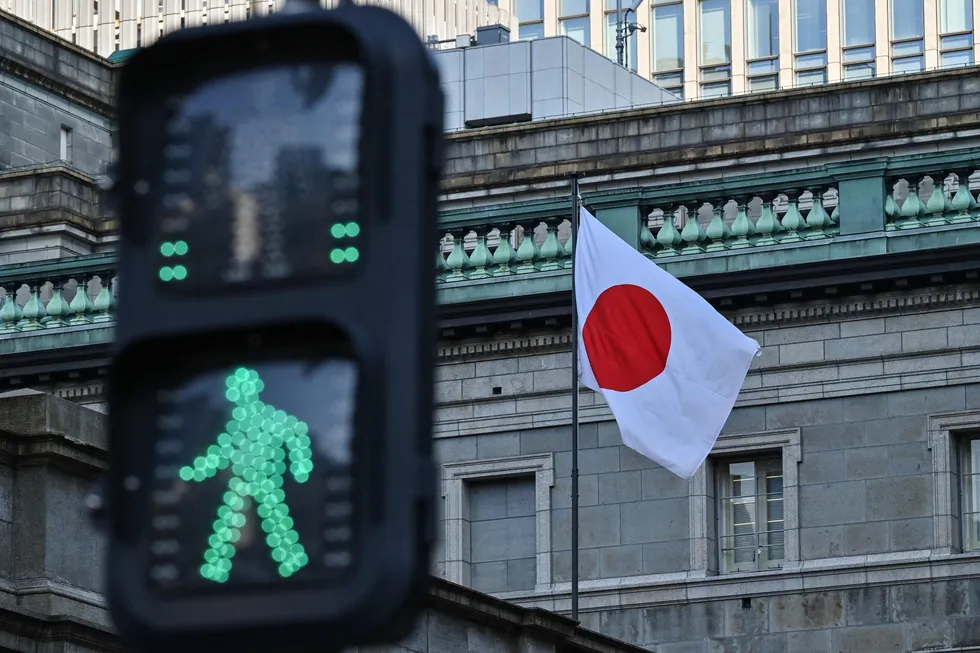 Japan, verdens tredje største økonomi, ble reddet av eksport i fjorårets siste kvartal.