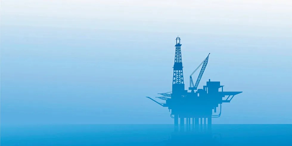 Olje torsdag: Brent-prisen ned USD 0,7/fat