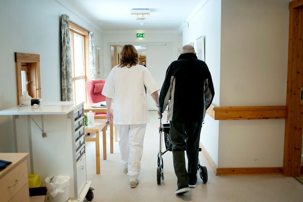 Mye deltid på norske sykehjem skyldes som regel helt andre forhold enn dårlig ledelse, mener artikkelforfatteren.