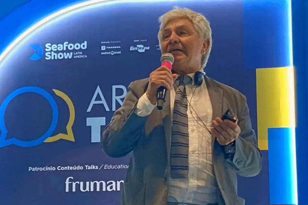 SalmonChile President Arturo Clement spoke at the Seafood Latin America Trade Fair in Sao Paulo, Brazil this week.