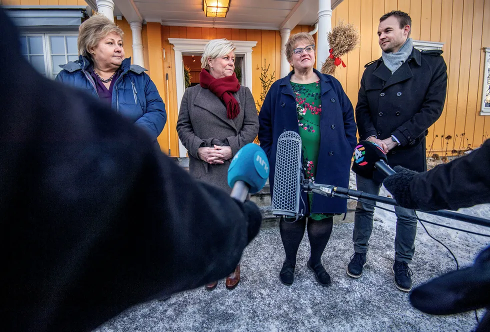 Om KrF ikke får gjennomslag for et eget utviklingsdepartement i regjeringsforhandlingene (bildet), må de i hvert fall stanse den integrerte modellen. Fra venstre, Erna Solberg (H), Siv Jensen (Frp), Trine Skei Grande (Venstre) og Kjell Ingolf Ropstad (KrF).