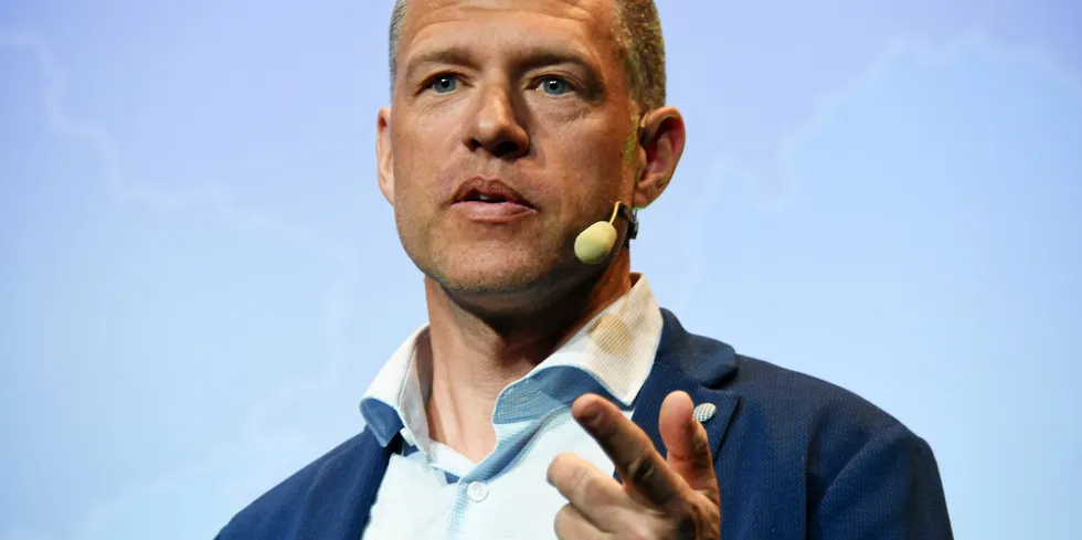 – Norge er et politisk ustabilt område, sett utenfra. Som utenlandsk investor hadde jeg skydd landet, er advarselen fra direktør for kraftforvaltning i Entelios, Andreas Myhre.