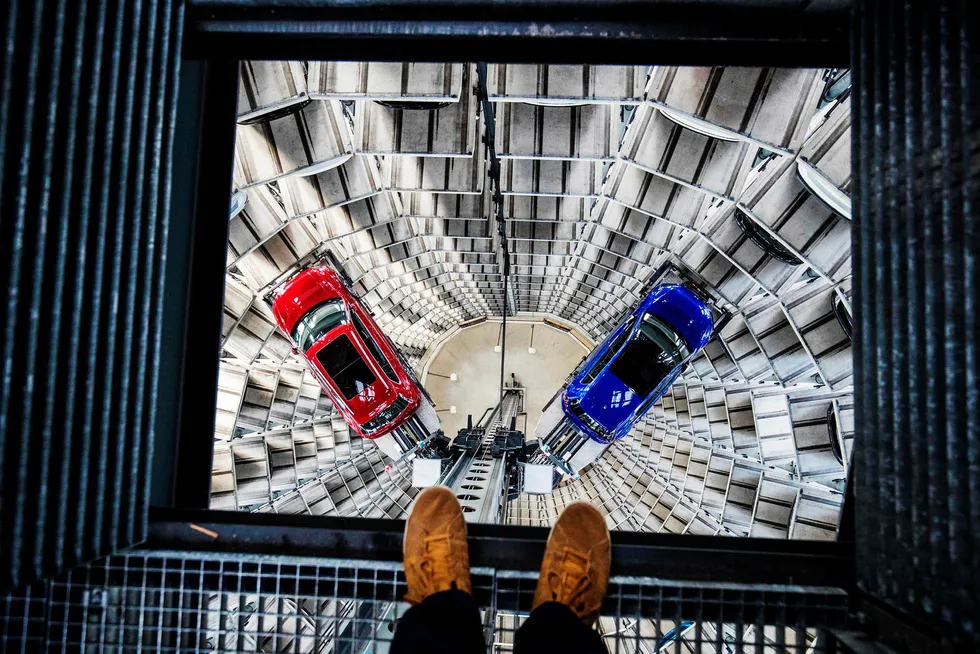 Den tyske miljøorganisasjonen Deutsche Umwelthilfe har igangsatt søksmål i ti tyske byer, med krav om å forby Volkswagens dieselbiler med en viss motortype, EA 189. Foto: Odd Andersen/AFP/NTB Scanpix